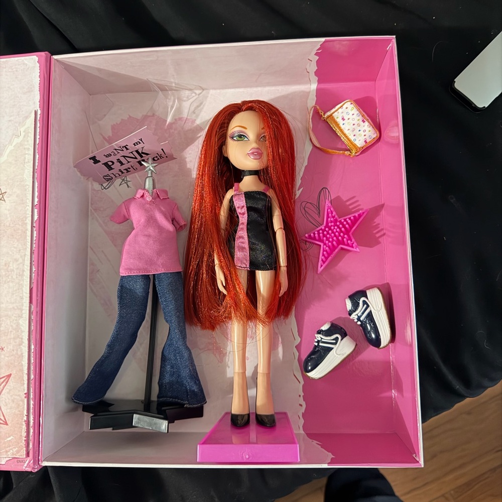 BRATZ MEAN GIRLS CADY HERON DROP 1
